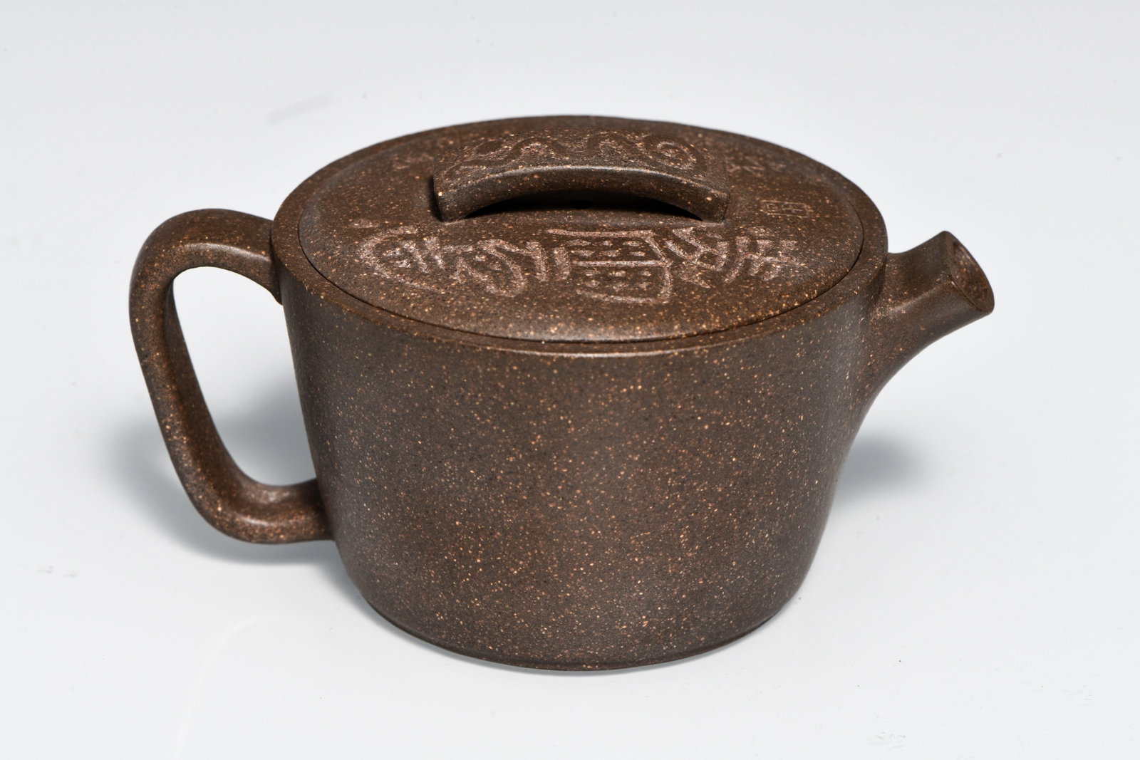PORCELAIN POT - 3