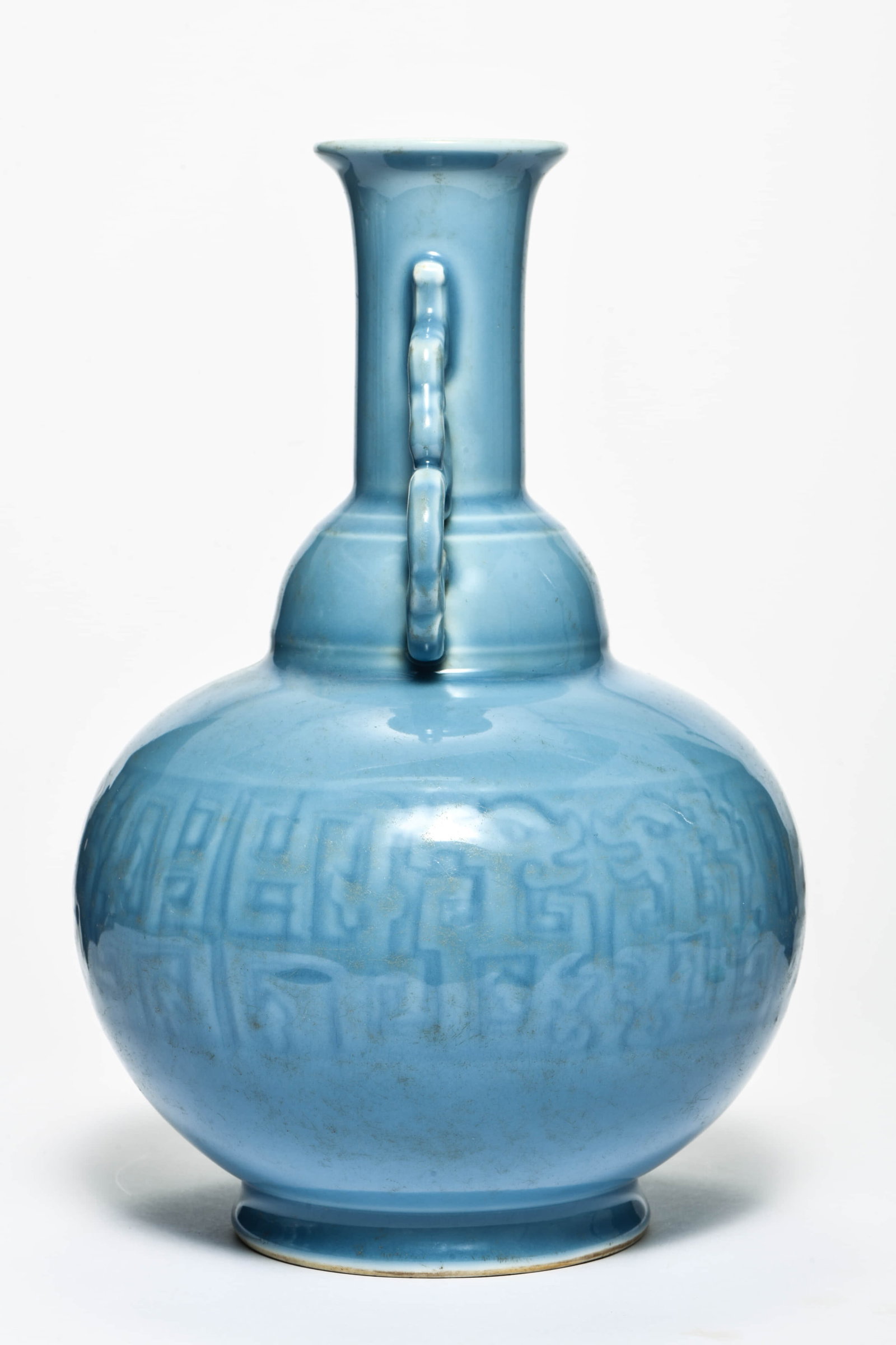 A SKY-BLUE GLAZED TWO-HANDLED VASE - 3