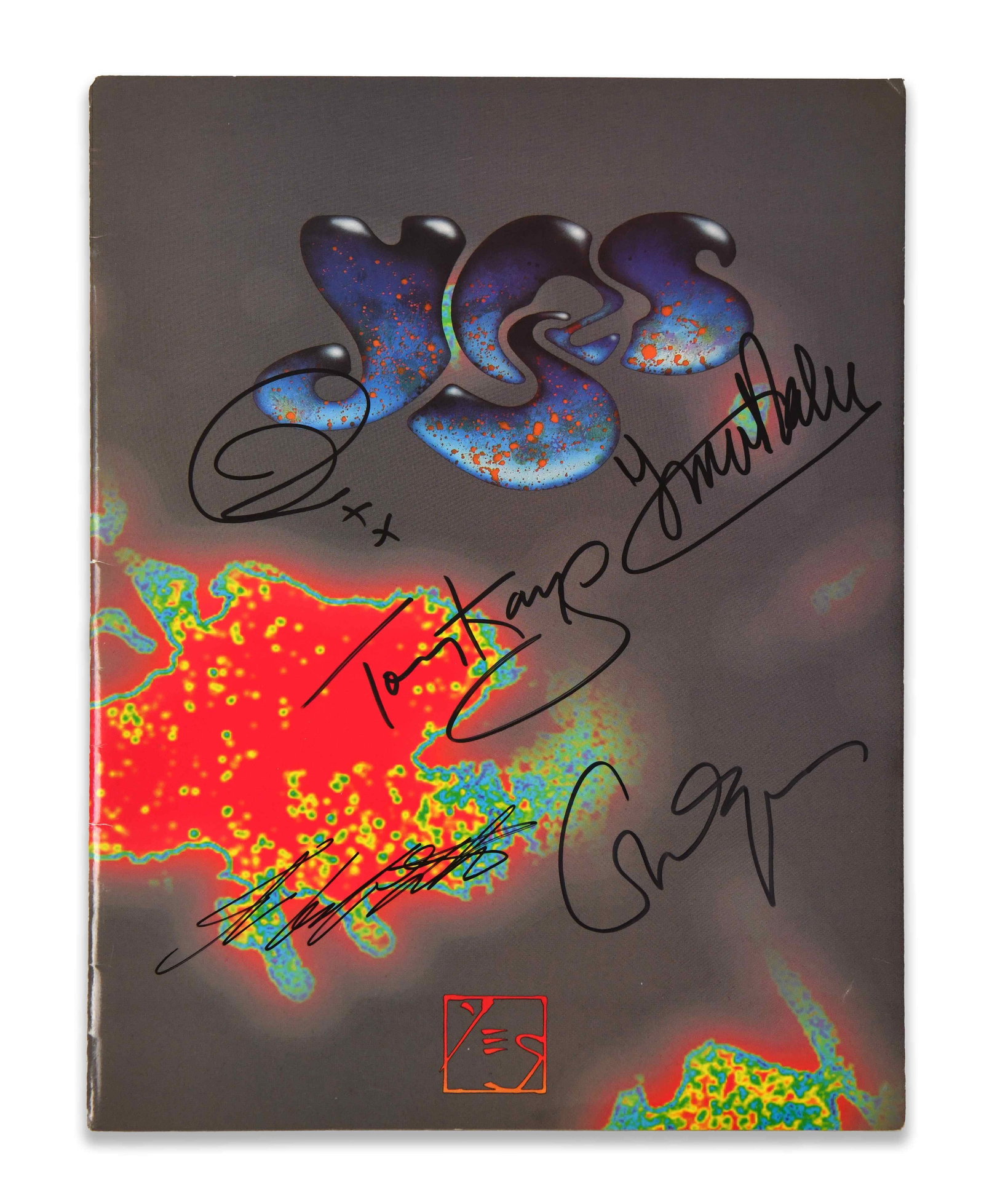 YES - FULLY SIGNED TOUR PROGRAM / BOOKLET (CLASSIC LINE-UP, C. 1980S-1990S): YES - FULLY SIGNED TOUR PROGRAM / BOOKLET (CLASSIC LINE-UP, C. 1980S-1990S) Provenance and Authenticity: The front cover is signed in bold black marker by five members of Yes, prominently arranged acr