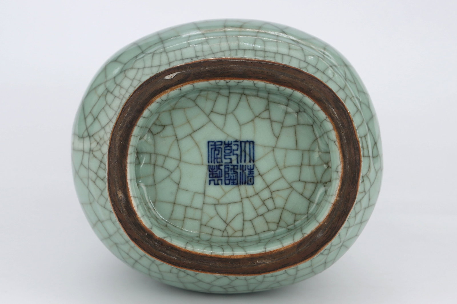 A GE-TYPE GLAZED VASE - 6