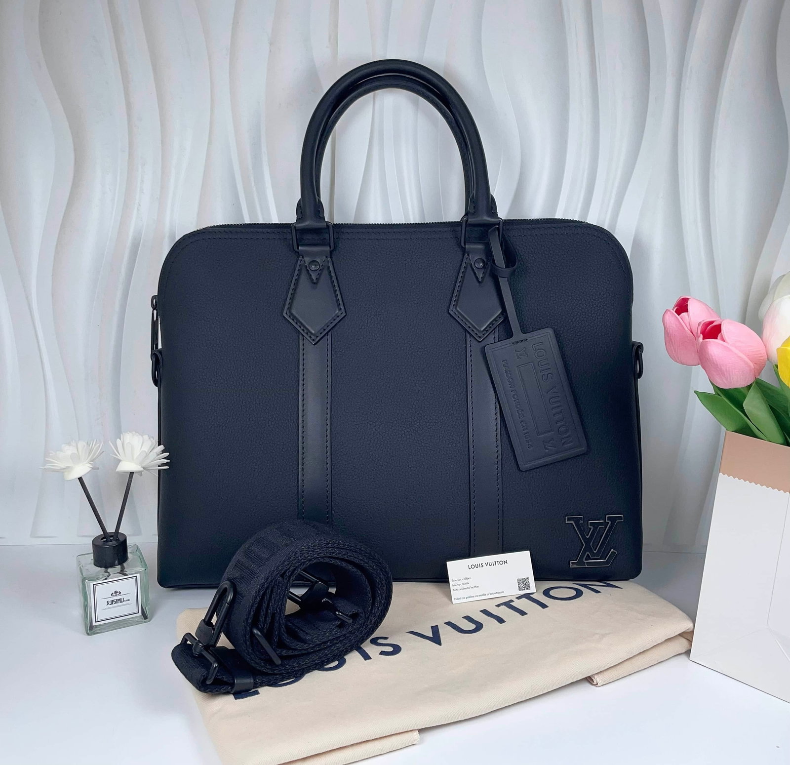 LOUIS VUITTON AEROGRAM TAKEOFF BRIEFCASE, REF. M59159