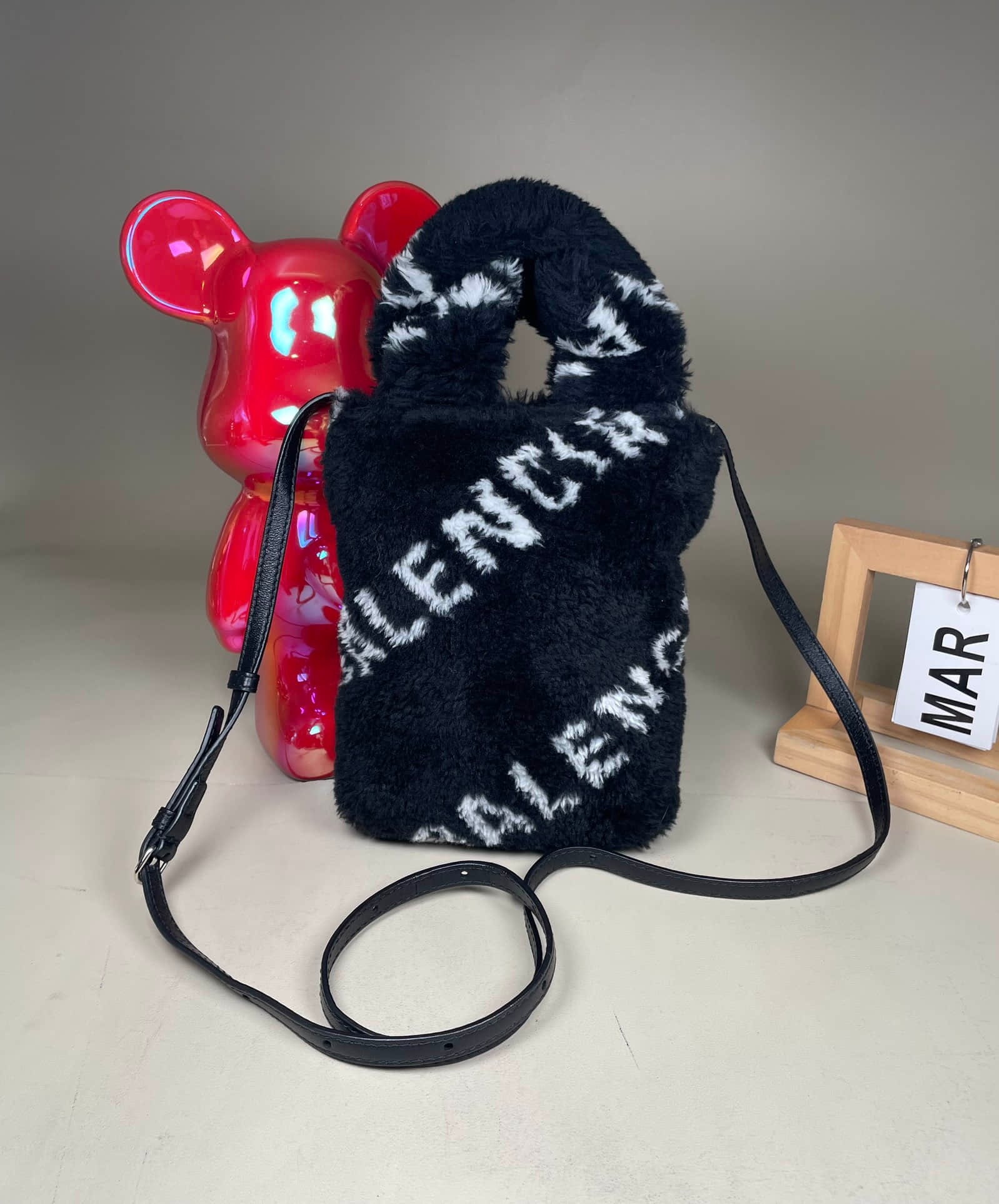 BALENCIAGA LOGO BUCKET BAG (1 of 8)