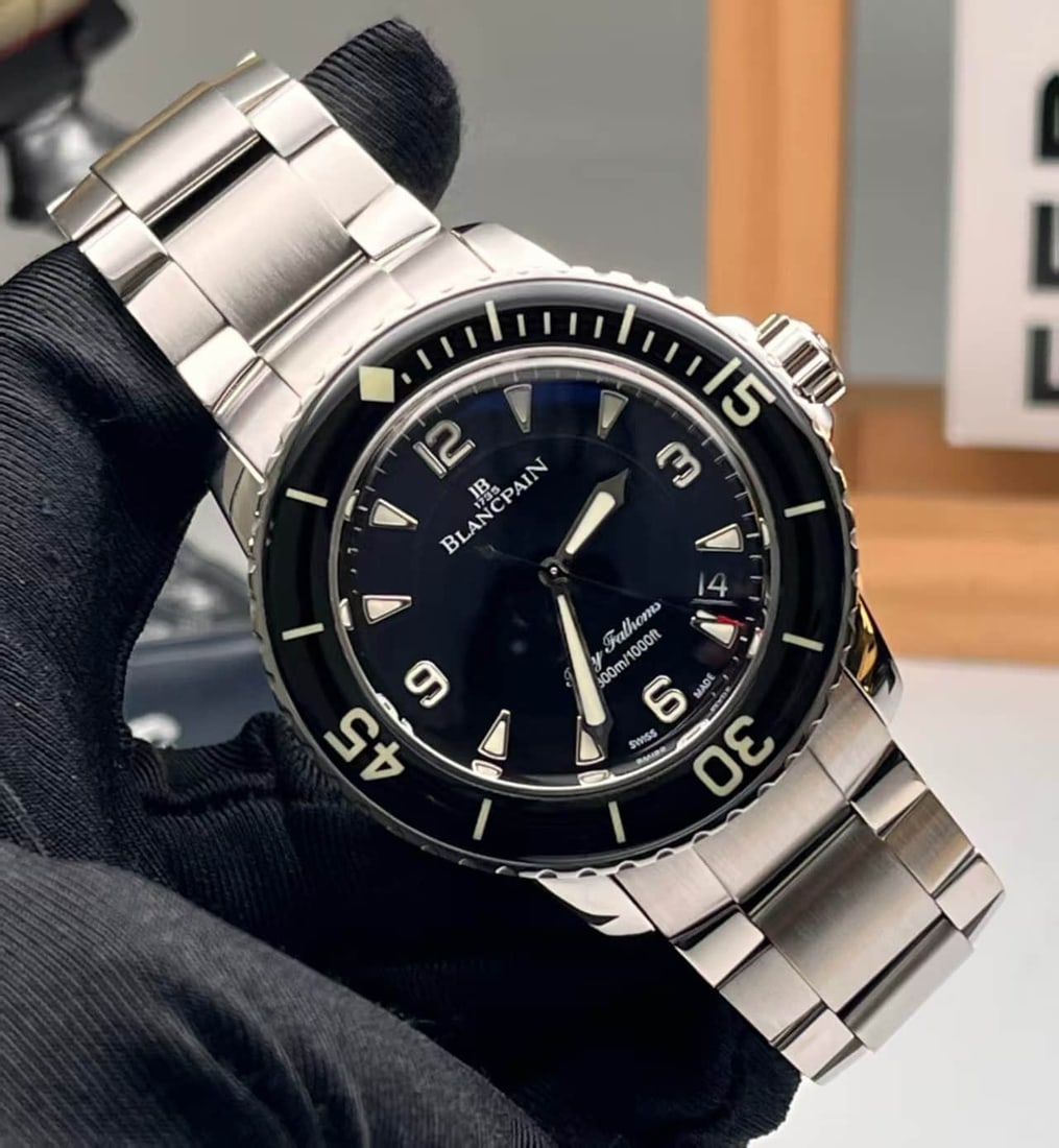 BLANCPAIN FIFTY FATHOMS AUTOMATIC DIVING WRISTWATCH, REF. 5015-1130 (1 of 4)