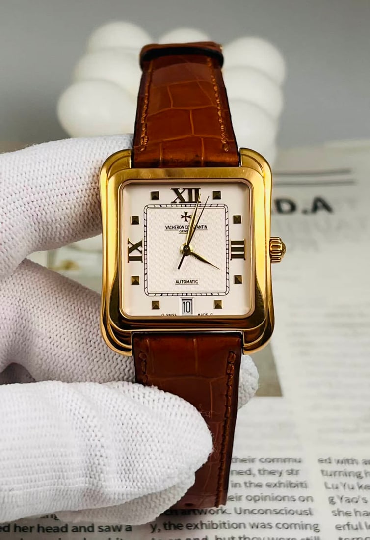 VACHERON CONSTANTIN HISTORIQUES TOLEDO AUTOMATIC WRISTWATCH, REF. 42100/000J-8711 (1 of 3)