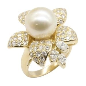 PEARL AND DIAMOND FLORAL CLUSTER RING WITH SCULPTURAL PETAL DESIGN (20TH CENTURY) (1 of 3)