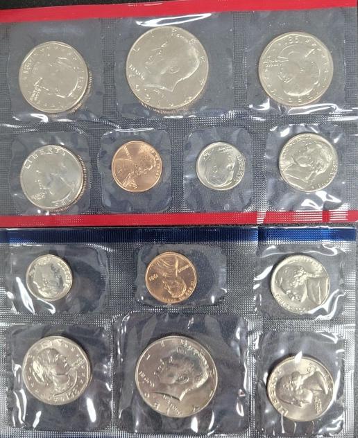 1981 U.S. Mint Uncirculated Coin Set (1 of 2)