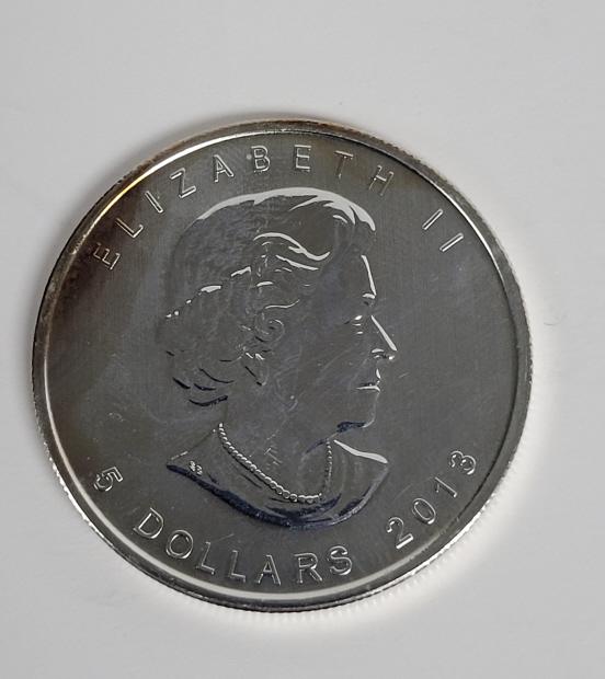 2013 Canada $5 Maple Leaf 1oz Coin .999 Pure: Silver