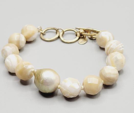 Chan Luu Pearl and Marbled Stone Bracelet SIZE" 7" Our unique handmade bracelets collection is a (1 of 8)
