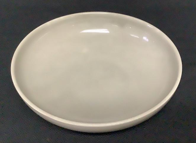 Russel Wright Iroquois Oyster Bowl Type: Dinnerware Materials: Ceramic Marked: Russel Wright by (1 of 3)