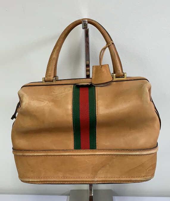GUCCI Vintage Web Large Leather Satchel Has Minor Odor. Leather is scuffed and Worn. Needs a loving (1 of 20)