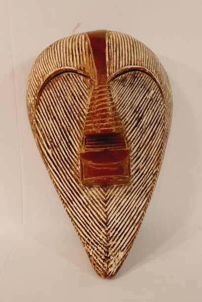 Vintage Songeye Kifwebe Tribal Mask Striated face masks known as kifwebe was historically created by: Striated face masks known as kifwebe was historically created by sculptors in an area of the Zaire River Basin inhabited by both Songye and Luba communities. Significant departures in the role and for