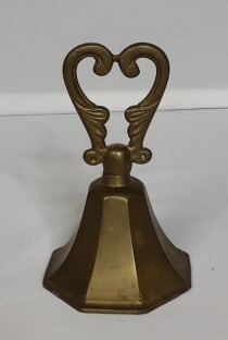 Antique Brass Bell PROVENANCE: Private estate TYPE: Bell MATERIAL: Brass DIMENSIONS: 5"tall (1 of 5)