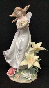 Lladro Mystical Garden #6686 #110/5000 PROVENANCE: Private: PROVENANCE: Private estate MATERIAL: Porcelain DIMENSION: 12" tall CONDITION: Chip on one of the pedals & one of the small flowers is broken, see pictures. Base is in a sealed box, see pictures.