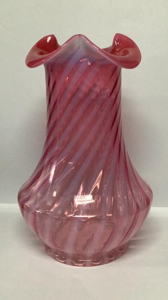 1930s Fenton Cranberry Opalescent Swirl Vase Measures (1 of 10)