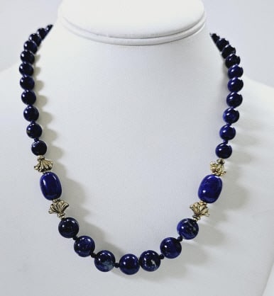 10K Yellow Gold & Lapis Beaded Necklace Necklace weighs 45.5 (1 of 6)