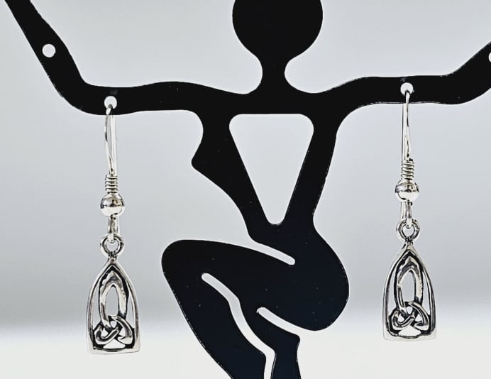 Sterling Silver Trinity Knot Earrings These earrings weigh 1.2 (1 of 5)