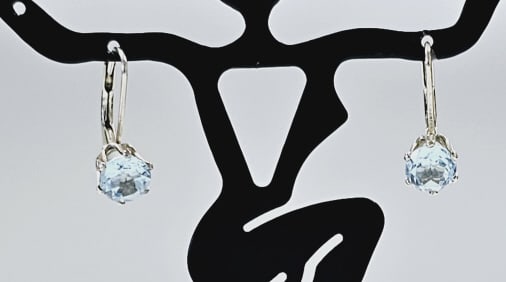 Sterling Silver Blue Topaz Dangle Earrings Earrings weigh 1.5 (1 of 6)