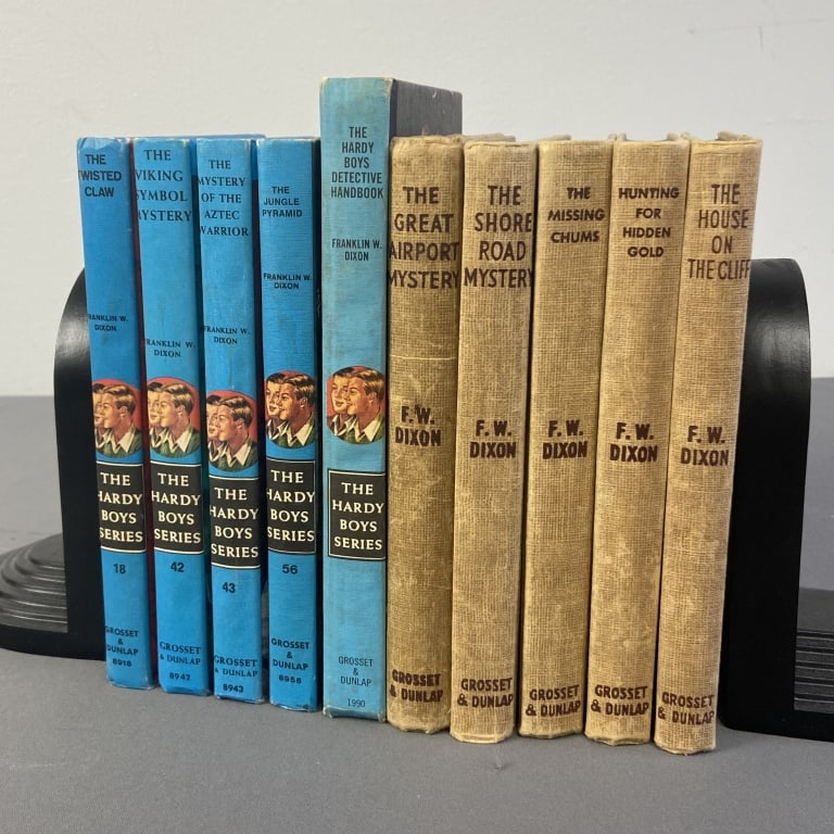 Vintage Hardy Boys Books Set of Ten The Hardy Boys Mystery Chapter Books by Franklin W. Dixon,: The Hardy Boys Mystery Chapter Books by Franklin W. Dixon, published by Grosset & Dunlap. Titles included are The Hardy Boys Detective Handbook Revised Edition (1972), The Great Airport Mysteries (193