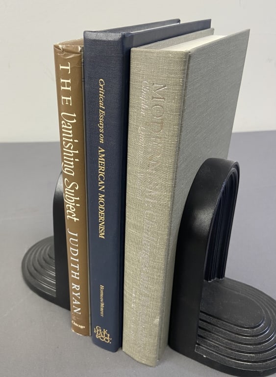 American Modernism Books Set of Three The Vanishing Subject, Early Psychology and Literary Modernism: The Vanishing Subject, Early Psychology and Literary Modernism by Judith Ryan. Published by The University of Chicago Press, 1991. Critical Essays on American Modernism edited by Mochael J Hoffman and