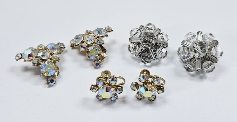 3 Pair of Vintage Rhinestone Earrings Three pair of vintage earrings. (1 of 7)