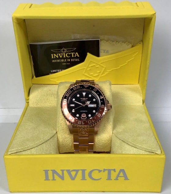 Invicta 15th Anniversary Grand Diver Watch #31032 867/999: 867/999 Was running when cataloged Please see images for details regarding condition.
