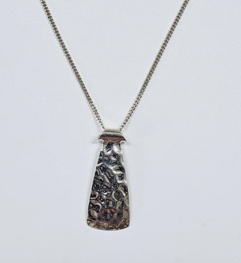 Silpada Sterling Silver Hammered Pendant Necklace Necklace weighs 6.8 Grams Measures 20" (1 of 7)