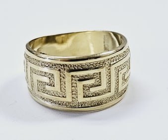 14K Yellow Gold Greek Key Wide Band Ring Ring weighs 4.9 Grams Size 8.5