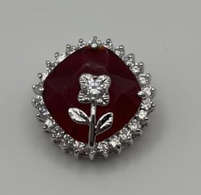 Sterling Diamond Shape Red Crystal Pendant Pendant Weighs 9.4 Grams  Metal Not Stamped