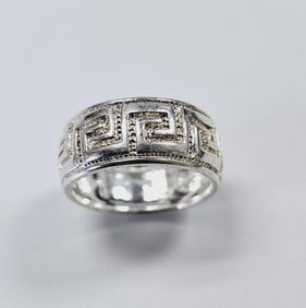 Italian Sterling Silver Greek Key Band Ring Ring weighs 6.7 Grams Size 9