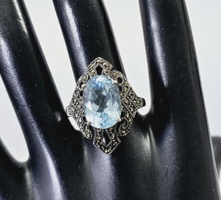 Sterling Silver Marcasite Blue Topaz Ring Ring weighs 7.1 Grams Size 9