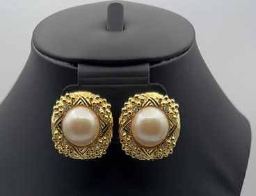 Two Sisters Gold Tone Faux Pearl  Earrings Two Sisters Gold Tone Faux Pearl  Earrings
