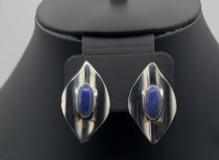 Sterling Silver Oval Cut Lapis Lazuli Earrings Earrings Weigh 10.1 Grams Total