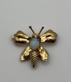 Vintage Winard 12K Gold Filled Opal Bee Brooch Brooch Weighs 3.1 Grams