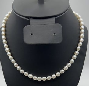 Vintage String of Pearls Sterling Silver Clasp Necklace Measures 16" Necklace Weighs 22.3 Grams