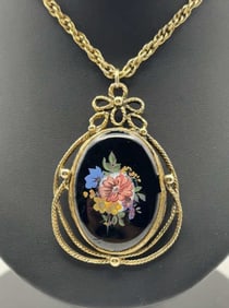 Vintage Black Glass Floral Painted Necklace Necklace Measures 26" Gold Tone