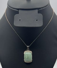Sterling Silver Jade Necklace Necklace Measures 22"  Necklace Weighs 10.9 Grams