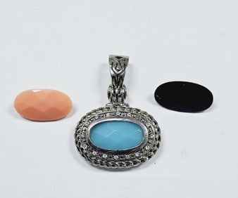 Silver Tone Pendant with Changeable Gems Pendant Comes with Three Stones and Opens via Hinge on the