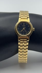 Seiko Blue Face Gold Tone Watch Watch Measures 7" Watch is Not Tested