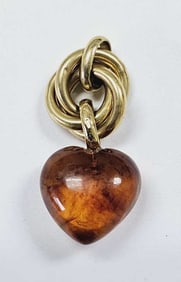 18K Yellow Gold and Amber Pendant Pendant Weighs 7.9 Grams