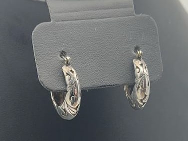 2 Pair Sterling Silver Filigree Earrings Post Set Weighs 5.4 Grams Collectively