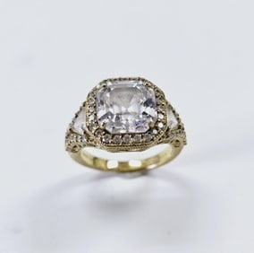 Judith Ripka Sterling Silver Cubic Zirconia Ring Size 8  Ring Weighs 8.2 Grams