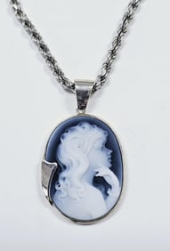 Milor Italy Sterling Silver Cameo Necklace Necklace Measures 23"  Necklace Weighs 28.3 Grams