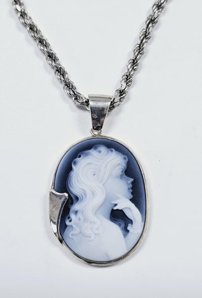 Milor Italy Sterling Silver Cameo Necklace Necklace Measures 23" Necklace Weighs 28.3 Grams: Necklace Measures 23" Necklace Weighs 28.3 Grams