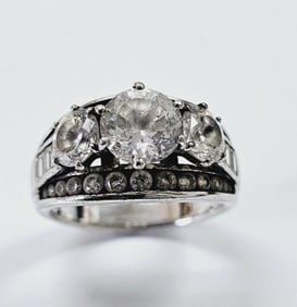 Sterling Silver Cubic Zirconia Ring Size 9 Ring Weighs 8.9 Grams