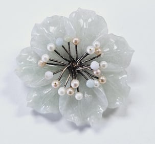 Sterling Silver Carved Jade Flower Brooch Pendant Pendant/Brooch weighs 32.6 Grams
