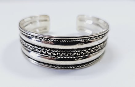 BA Signed Sterling Silver Cuff Bracelet Bracelet weighs 20.5 Grams