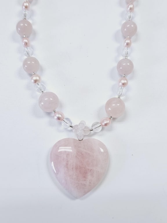 Lee Sands Silver Tone Pink Quartz Hear Necklace Necklace measures 22": Necklace measures 22"