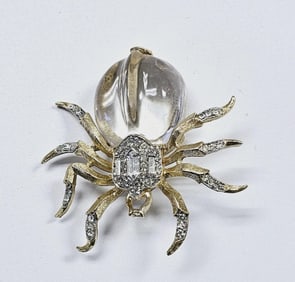 Vintage Crown Trifari Spider Jelly Belly Brooch Wonderful and rare "Jelly Belly" spider design