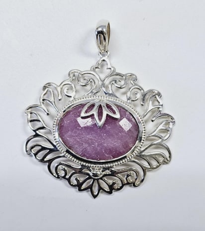 Sterling Silver Pink Sapphire Gemstone Pendant Pendant weighs 15.1 Grams: Pendant weighs 15.1 Grams