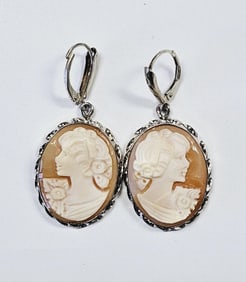 Sterling Silver Carved Shell Signed Cameo Earrings Earrings weigh 1.7 Grams Marked Italy
